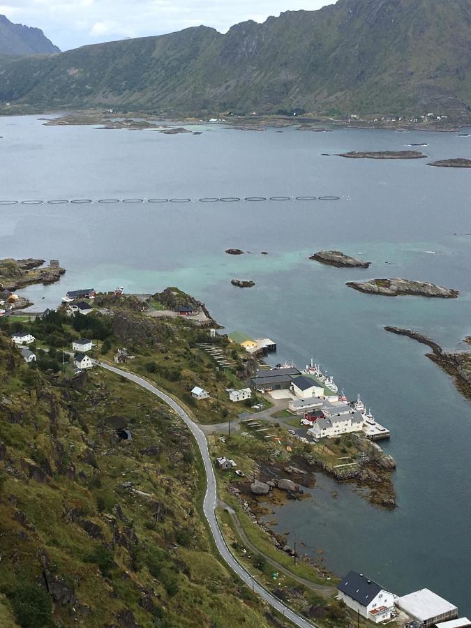 Lofoten Sea Lodge Sennesvik Exterior photo