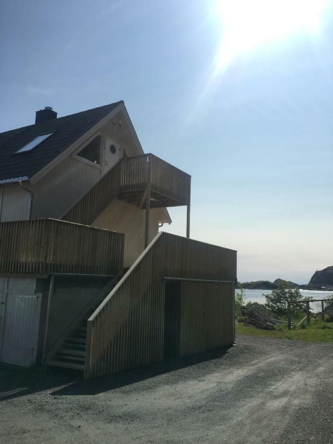 Lofoten Sea Lodge Sennesvik Exterior photo